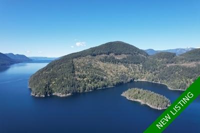 Sunshine Coast Oceanfront Acreage with Home & Guest Cabin for sale: 3 + Guest Cabin 1,600 sq.ft. (Listed 2024-05-01)